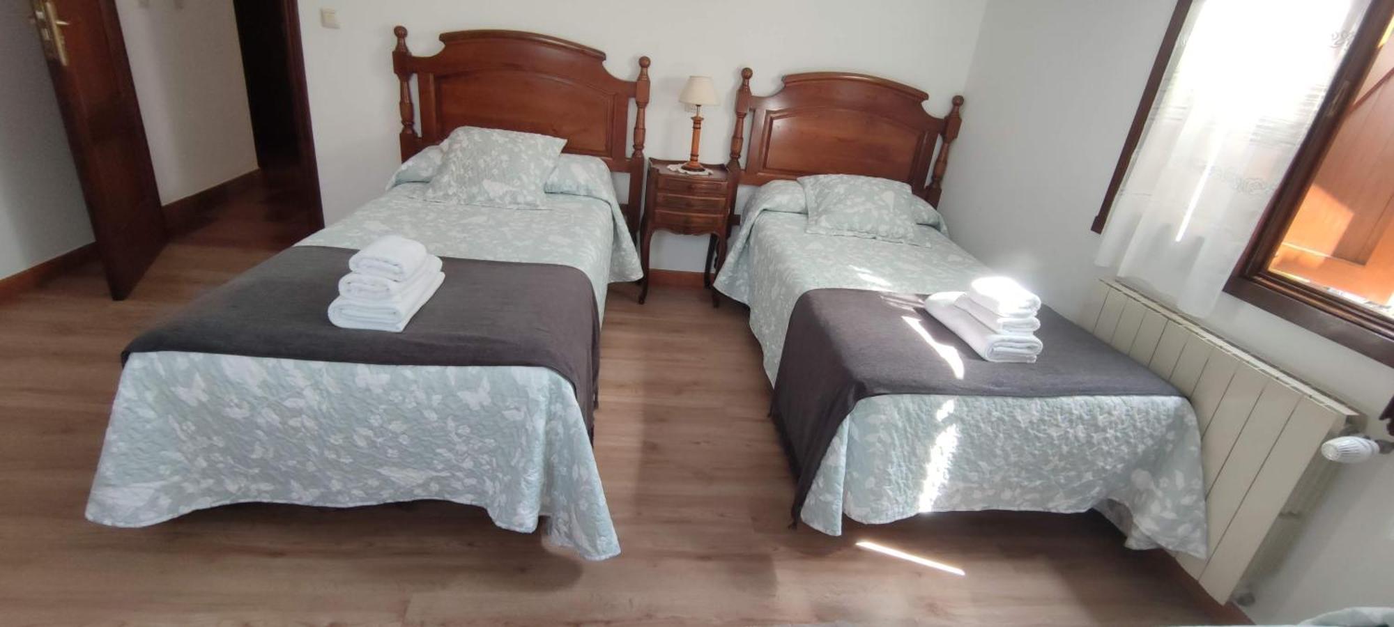 Apartamentos Rurales La Tabla Альес Экстерьер фото