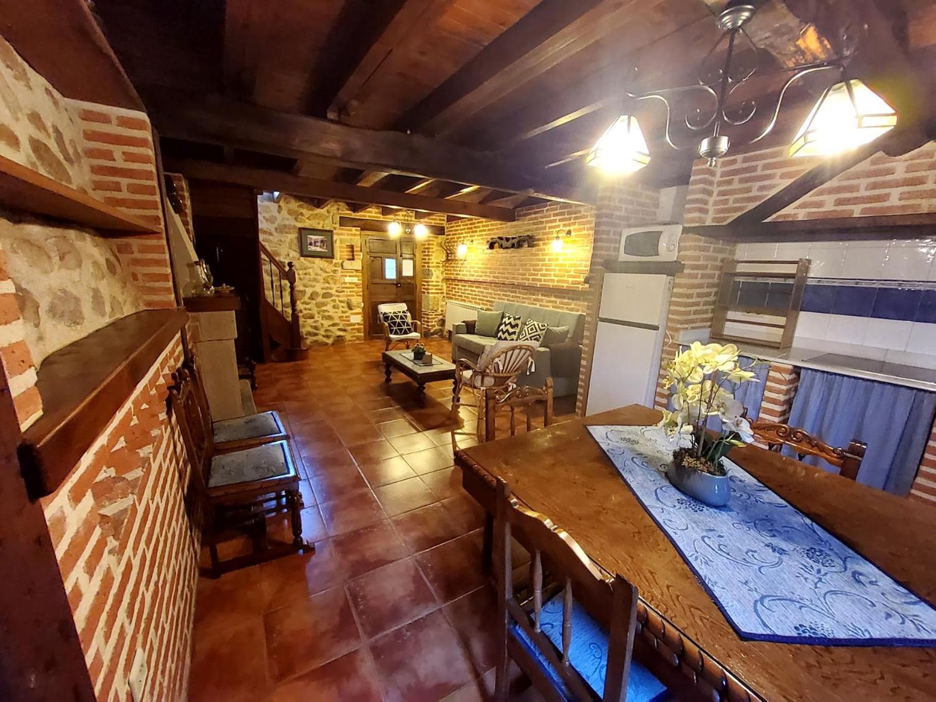 Apartamentos Rurales La Tabla Альес Экстерьер фото